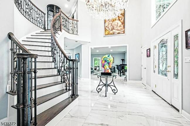 A custom gated estate