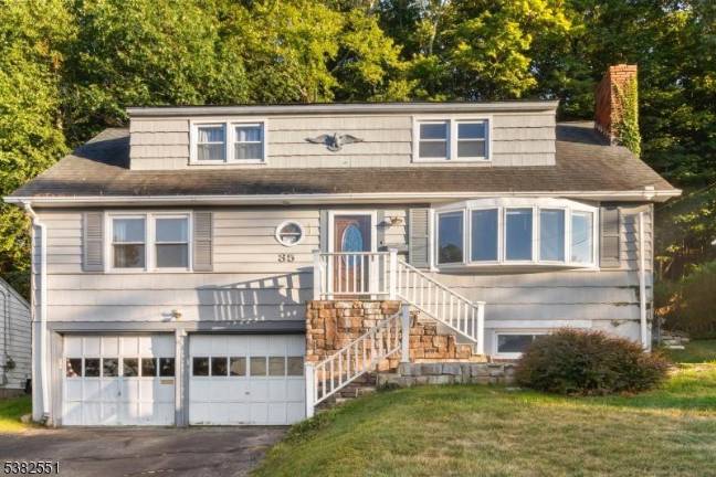 Real estate: Alpine section home awaits savvy buyer