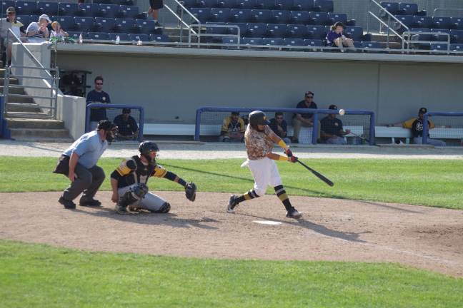 Sussex County Miners Luis Alen gets a hit.
