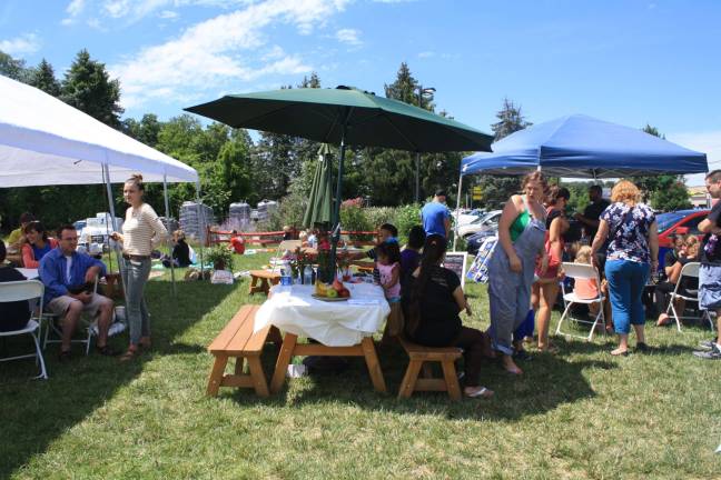 The scene at Andover&#x2019;s Green Life Market&#x2019;s First Annual Heath Market held on Saturday, July 29.