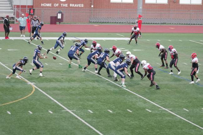 An offensive play by the Sussex Stags.