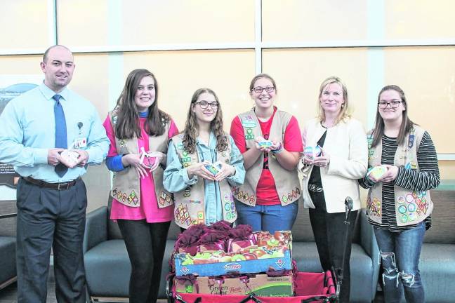 From left, Stephen Flynn, Donor Relations Manager, Newton Medical Center Foundation; Kaylin Botha; Gabby Dan; Theresa Jennings; Megan Sandow, Chief Development Officer, Newton Medical Center Foundation and Sophia Dan.