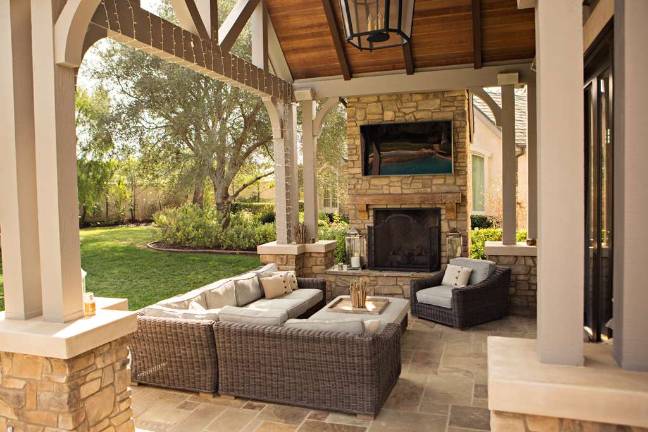 Acovered outdoor "retreat" area completed by Stevie in the Spanish Hills, Camarillo CA.