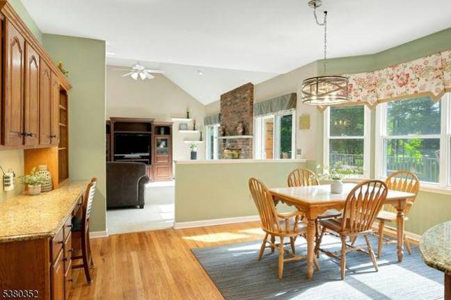 Real estate: Elegant 5-bedroom home