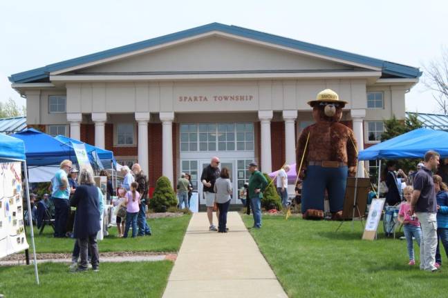 This was the first Earth Day event in Sparta. (Photo by Carlos Davidson)