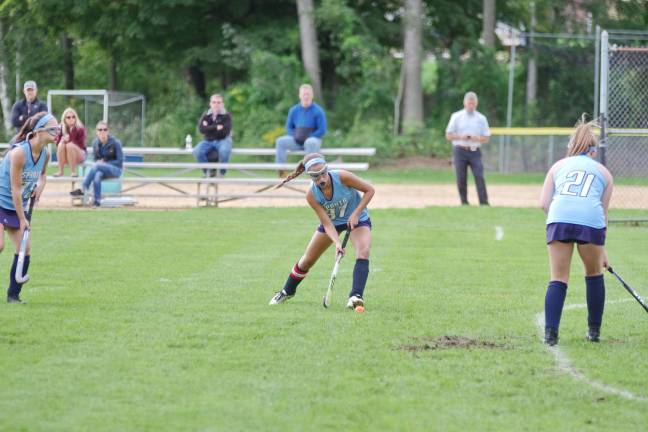 Sparta's Lucie Wolfson is in control of the ball.