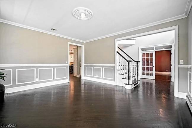 Stunning Royal Oaks Colonial