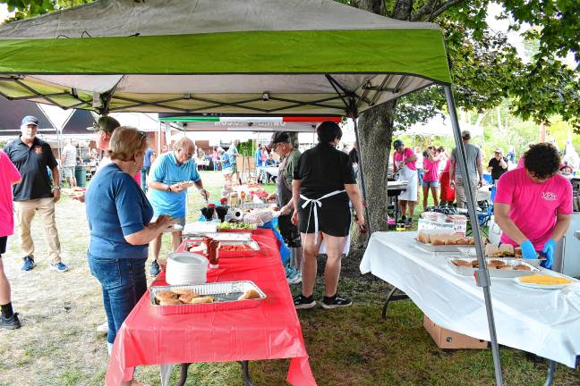 Photos: VFW clambake in Sparta