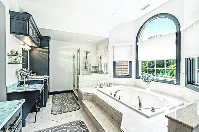 A custom gated estate