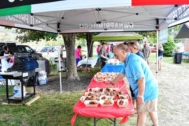 Photos: VFW clambake in Sparta