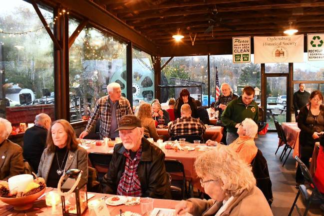 Attendees are shown at the Keeper’s Banquet on Saturday.