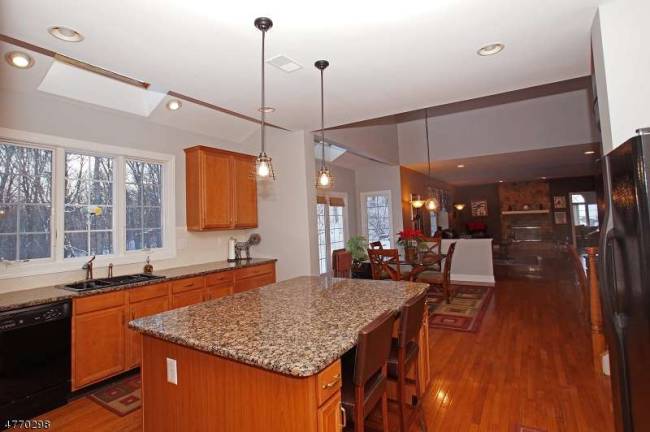 Spacious model home in great neighborhood