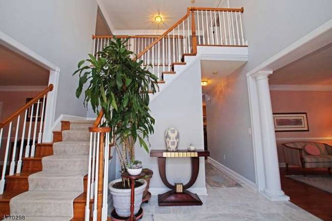 Spacious model home in great neighborhood