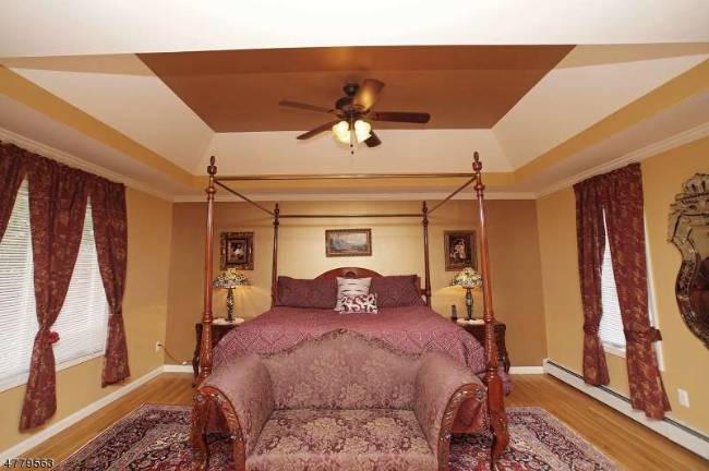 Luxurious, updated custom Colonial