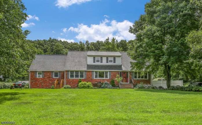 Spacious rooms, move-in ready