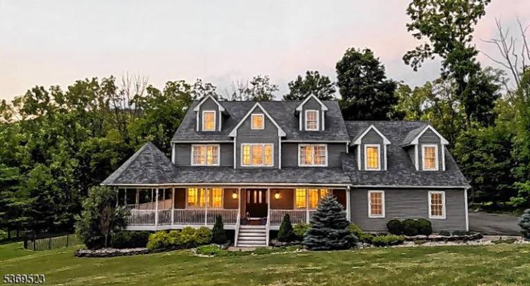 Stunning Royal Oaks Colonial