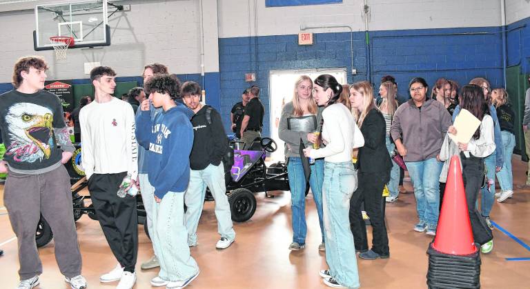 <b>Students line up at the career conference. Over 31 departments participated in the event.</b>