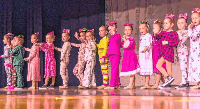 Kindergarten dancers