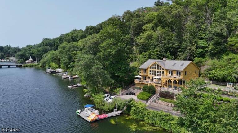 Lake Mohawk’s prestigious landmark property