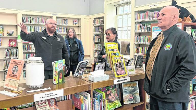 Sussex commissioners tour Sussex County library branches
