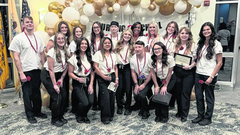 <b>Graduates of the Sussex County Community College nursing program.</b>