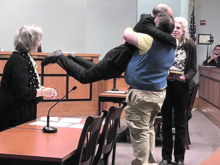 $!Chiariello elected mayor, Clark deputy mayor