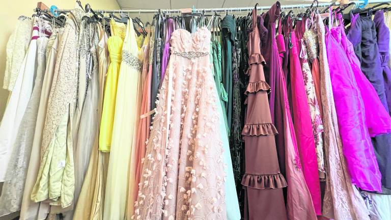 <b>New and gently used prom dresses and accessories will be offered at Project Self-Sufficiency’s ‘Sister-to-Sister Prom Shop’.</b>