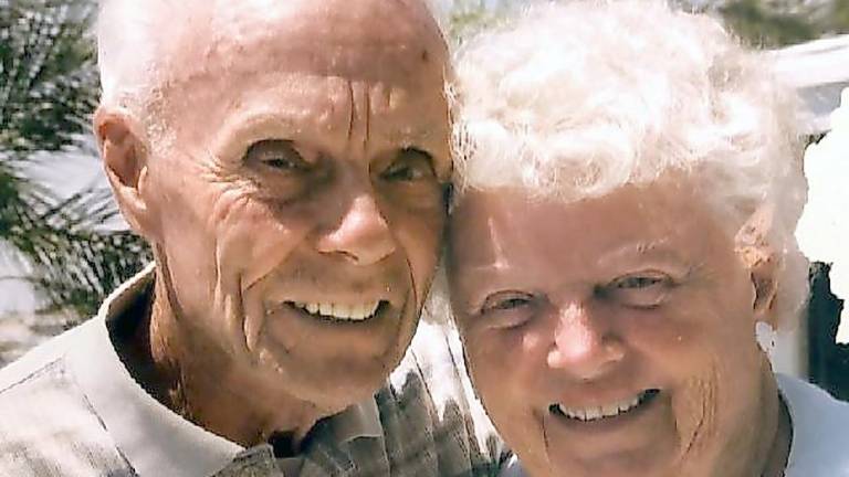 Bob and Dolores M. Cronen