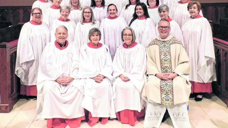 <b>The choirs of Christ Church Newton will offer the Festival of Nine Lessons &amp; Carols.</b>