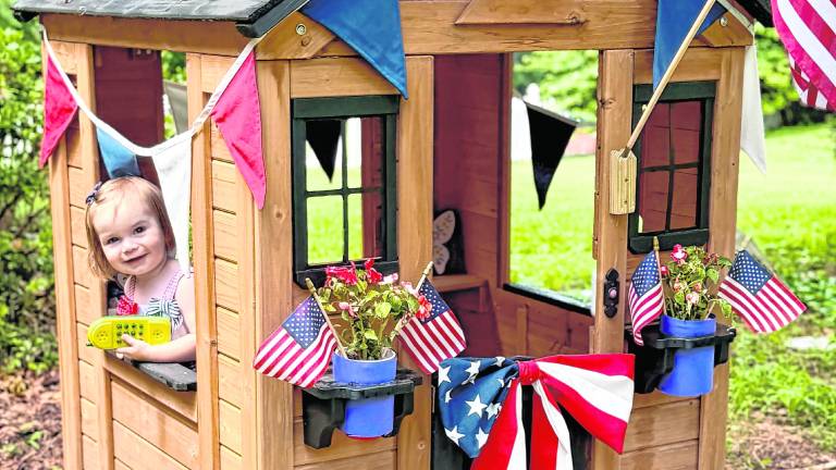 Sparta names July 4 house decorating contest winner
